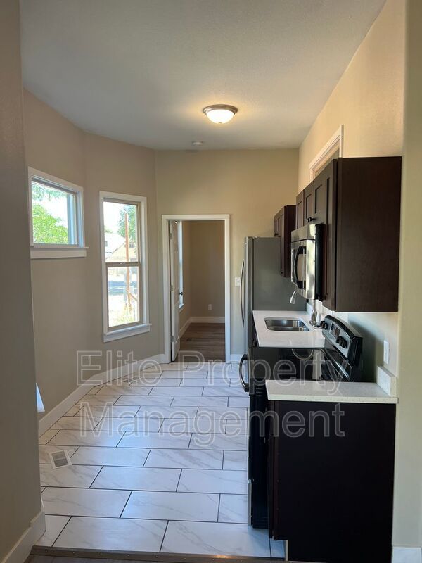 Available now!!! property image