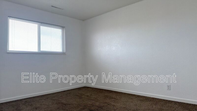 Available Now!!!!! property image