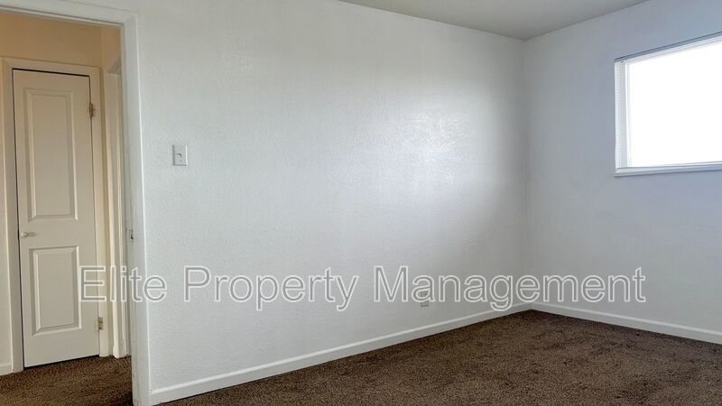 Available Now!!!!! property image