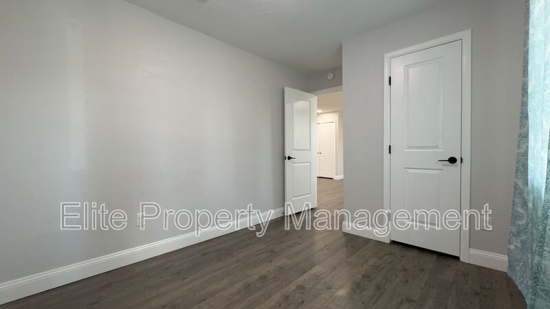 Move In Ready!!! property image