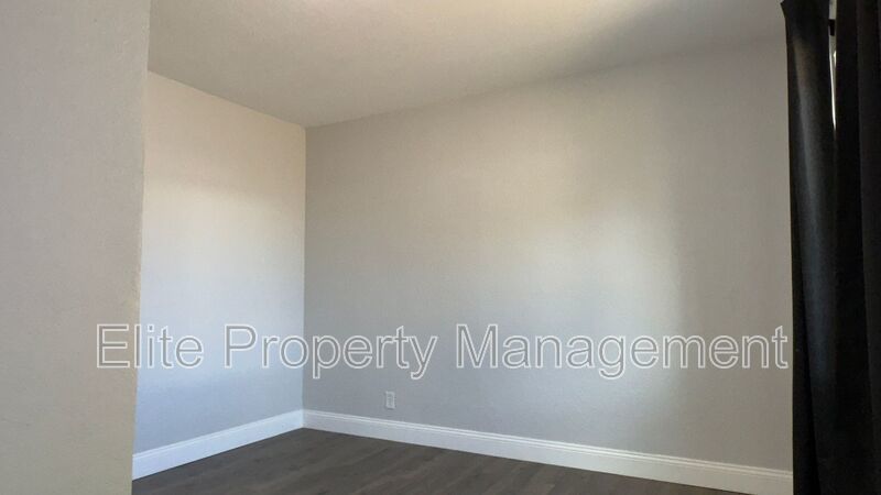 Move In Ready!!! property image