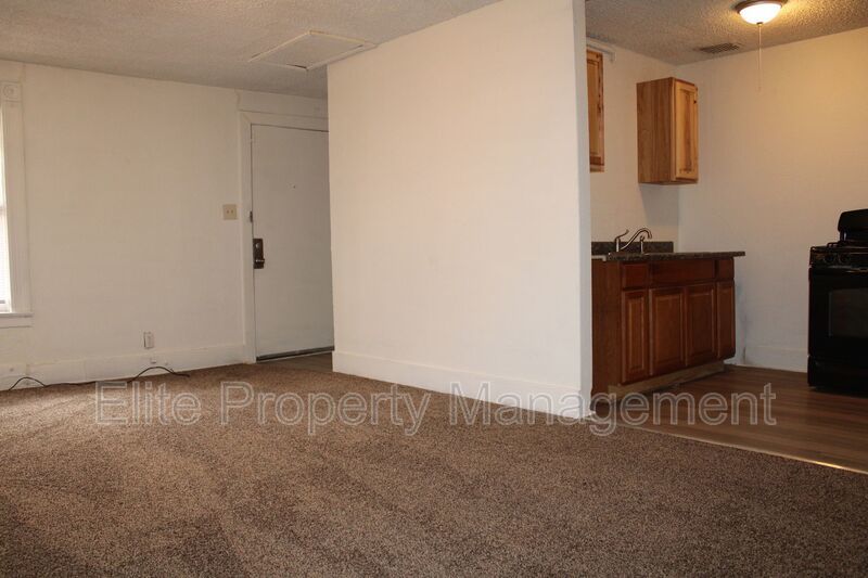 Move In Ready!!! property image